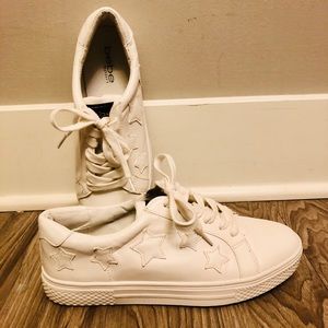 NWOT Bebe Sport Star Sneakers